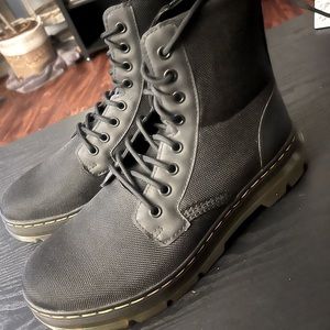 Dr Martens Boots NWOT